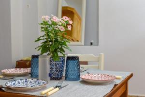 Coastal Stone Residence with Spectacular Scenery