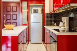 Athens Strawberry Hideaway - City Cozy Gem