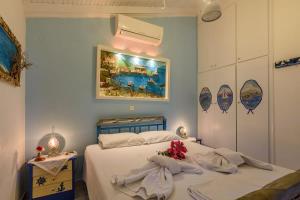 The Blue House Seaside Retreat - Fully equipped