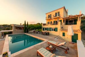 Porto Cheli Panoramic Poolside Getaway