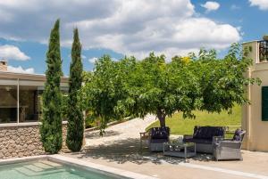 Porto Cheli Studio - Poolside Lux Getaway