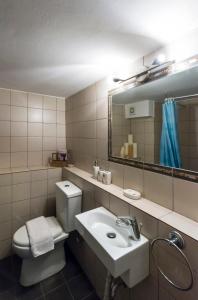 Porto Cheli Studio - Poolside Lux Getaway