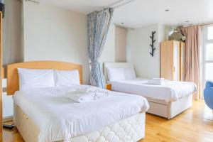 Spacious Studio Apartment in Kennington