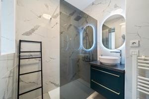 Charme & Tranquillité : Jardin de l’ArquebuseGare