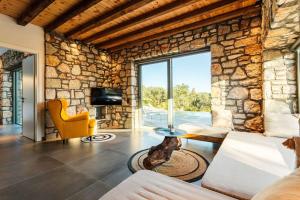 Gerakada Exclusive-Seaview Villa with Private Pool