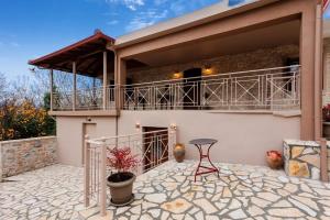 Arcadia Getaway - Levidi Sani 11 Suite