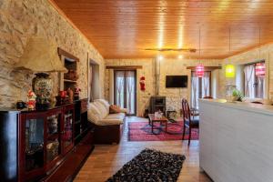 Arcadia Getaway - Levidi Sani 11 Suite