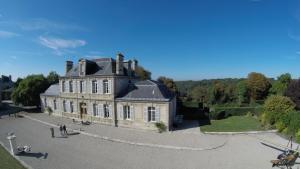 Maisons de vacances Gite d'exception, la Carriere l'Eveque 9 chambres 15 personnes, 100km de Paris en Exclusivite : photos des chambres