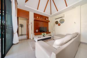 Private 2BR Pool Villa 2D15 in Gated Residences Rawai VIP Villas near Kids Park