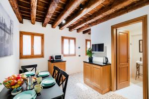 5 minuti da Rialto, intera palazzina Veneziana