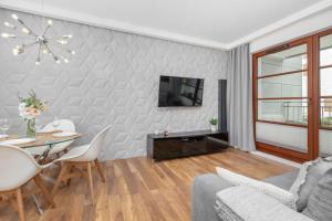 Apartment in Gdańsk Center with Balcony, Parking and Air Conditioning by Renters