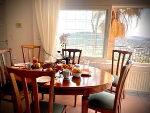 Eagles Nest Villa Athenian Riviera in Aghia Marina near Lagonisi, next to the beach close to Athens Airport