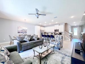 Beautiful 5 Bed Resort Town Home near Disney -1648