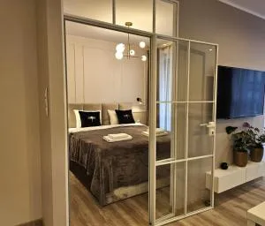 URBAN APARTMENTS LUXURY Opolska 10 No 29, Free Garage, Self Check-in - 米科武夫