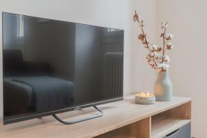 Nonna Tere Apartment by RentComo