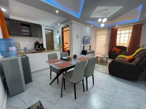 Ankar Homes, California 2 - Mount Kenya