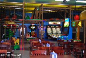 Spacious 4Bd TH Regal Palms 2530CA