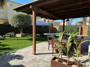 Oliva Nova CHALET VILLA DE LUJO A 50 METROS DE LA PLAYA