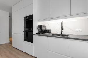 Stylish 3BR Apartment