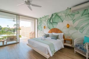 Villa Vola : Fabulous New Designer Villa Next to the Beach