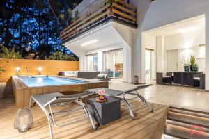 Appartamento in villa con piscina privata