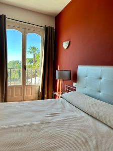 Apartamentos Balcón de Maro