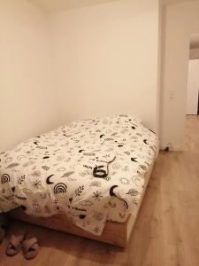 Appartements Appartement d-une chambre avec vue sur la ville balcon et wifi a Montfermeil : photos des chambres