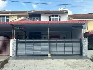 126 Homestay TYPE A - Tangkak