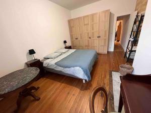 Grand appartement en rdc avec jardin