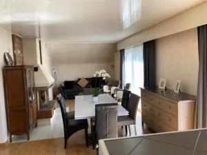 Maison à 2 pas de Genève - 安姆比利