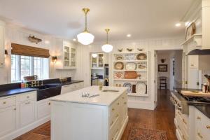 Pond-Front Home w Water Views