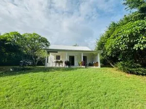 Villa de Bois Blanc Alpinia - 莱萨维龙