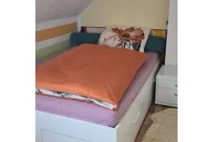 Private Rooms - 黑明根