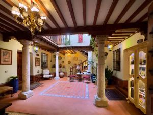 LUX San Miguel