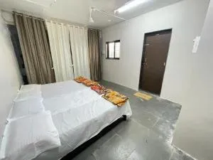 Jagdamb HomeStay2 - Tuljapur