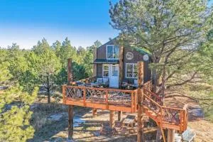 Heavenly Haven Treehouse - Larkspur
