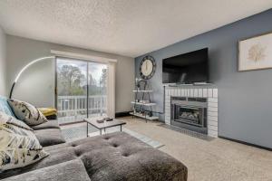 Charming 2bd Near to Stores Restaurants & Hiking