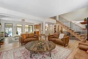 Falcons Overlook Mountain View BBQ Fireplace - Monument