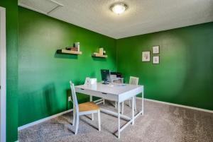 Monthly Stays Family Home Close to Parks