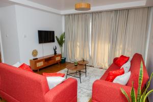 Ruaka 2BR Haven: Urban & Lush