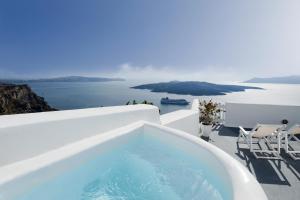 Apartment with Outdoor Hot Tub