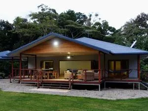 Coconut Beach House - Cape Tribulation