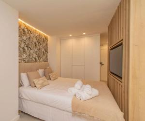 Marbella beach & center