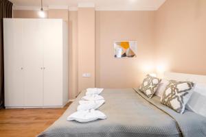 Top Centre 1 Bedroom Apt next to Vitosha Blvd.