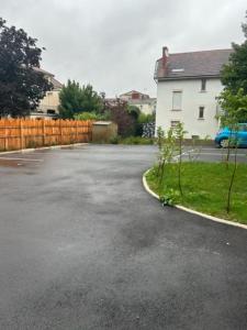 LAindus de Brou- parking privé- RDC