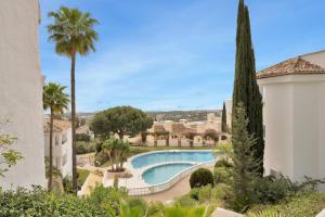 Apartamento elegante y minimalista en Calahonda - PUENTE 3 408