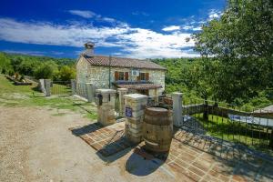 Beautiful stone Villa with private pool near Rabac by WiiBuk 