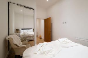 2 Bed 2 Bath Spacious Apartment in Central Aberdeen