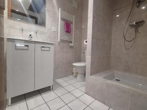 Appartements Latre freres Location : photos des chambres