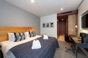 City Plus Twin room in Apex City of Edinburgh Hotel
